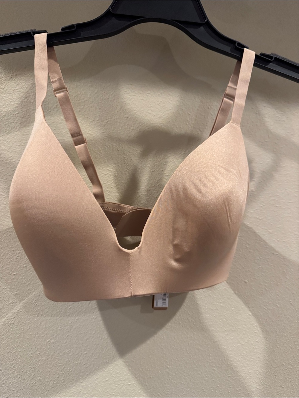 NWT Skims Nude Wireless Bra 34DD